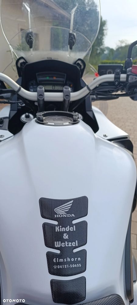 Honda VFR - 10