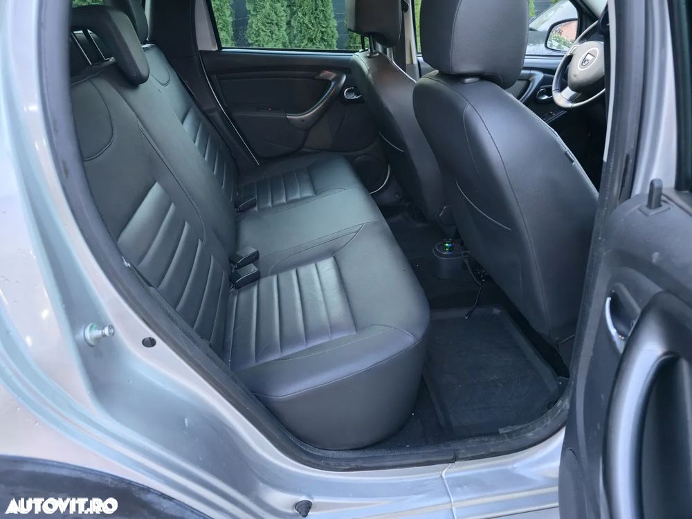 Dacia Duster dCi 110 FAP 4x4 Prestige - 11
