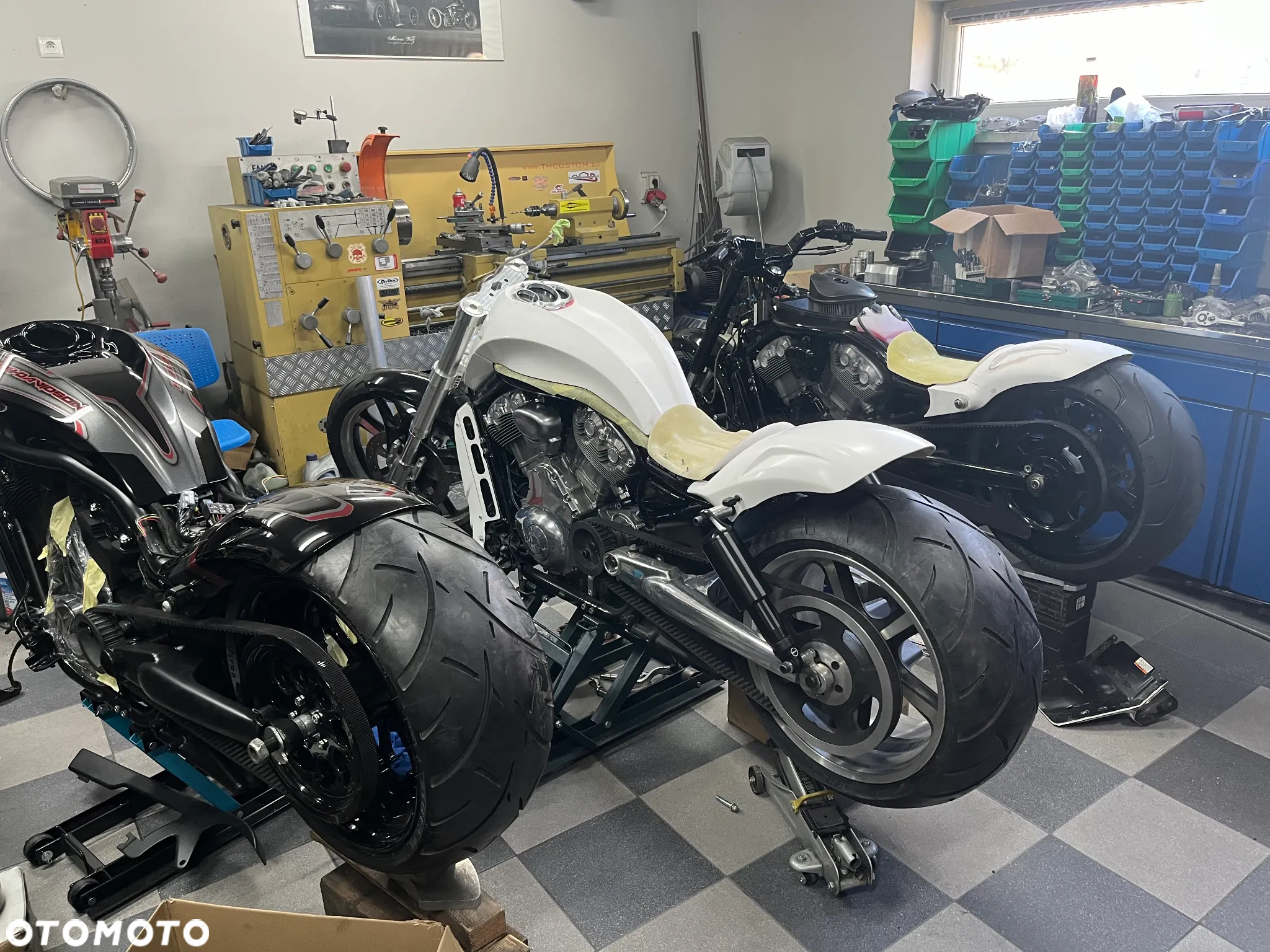 Harley-Davidson V-Rod Muscle - 28