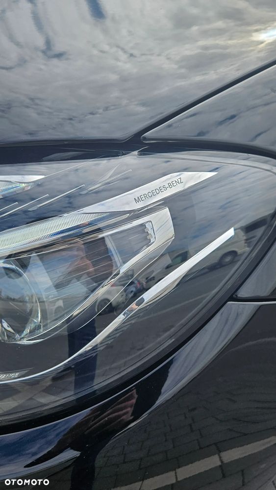 Mercedes-Benz Klasa E 220 d 9G-TRONIC - 32