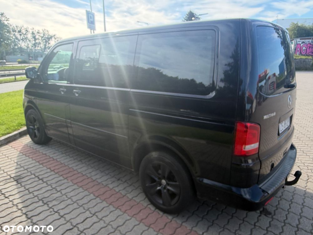 Volkswagen Multivan - 4