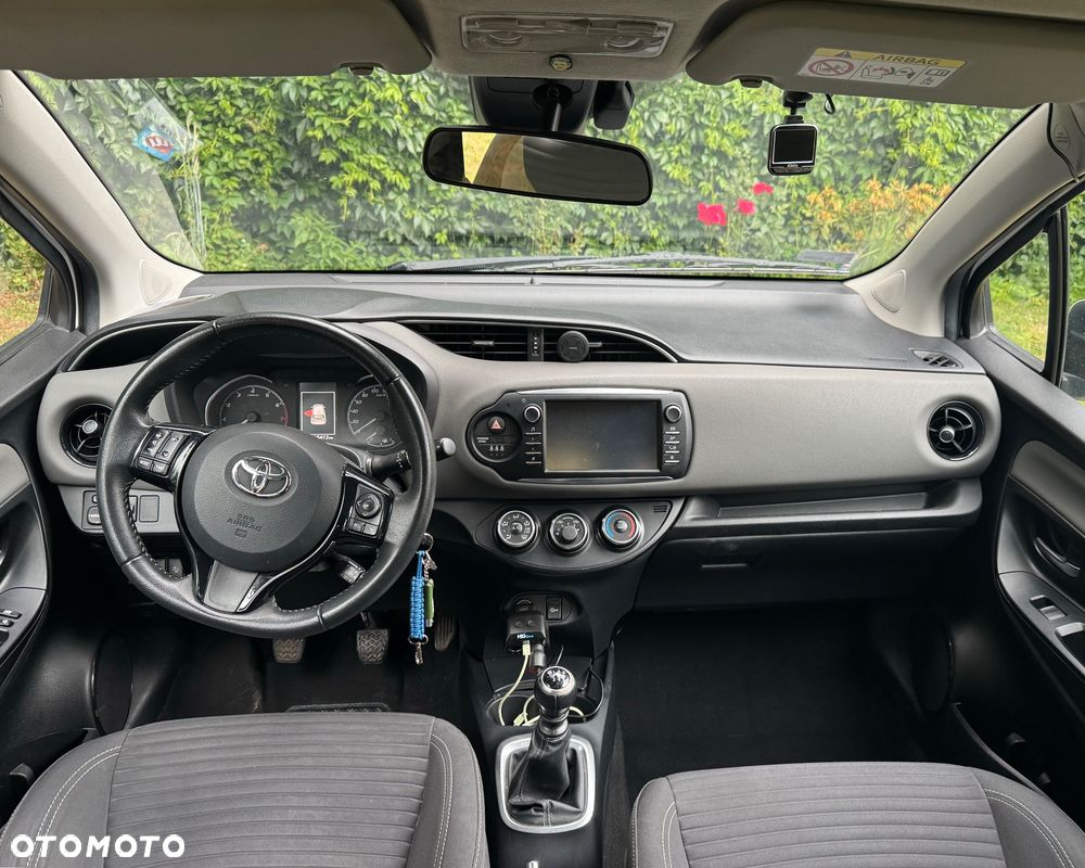 Toyota Yaris 1.5 Premium - 7