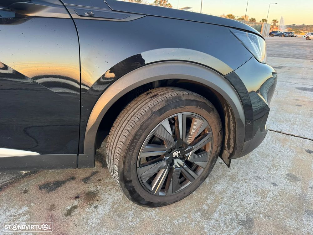 Peugeot e-2008 50 kWh GT - 19