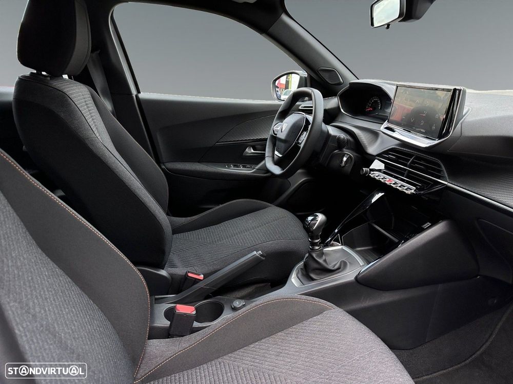 Peugeot 2008 1.2 PureTech Style - 16