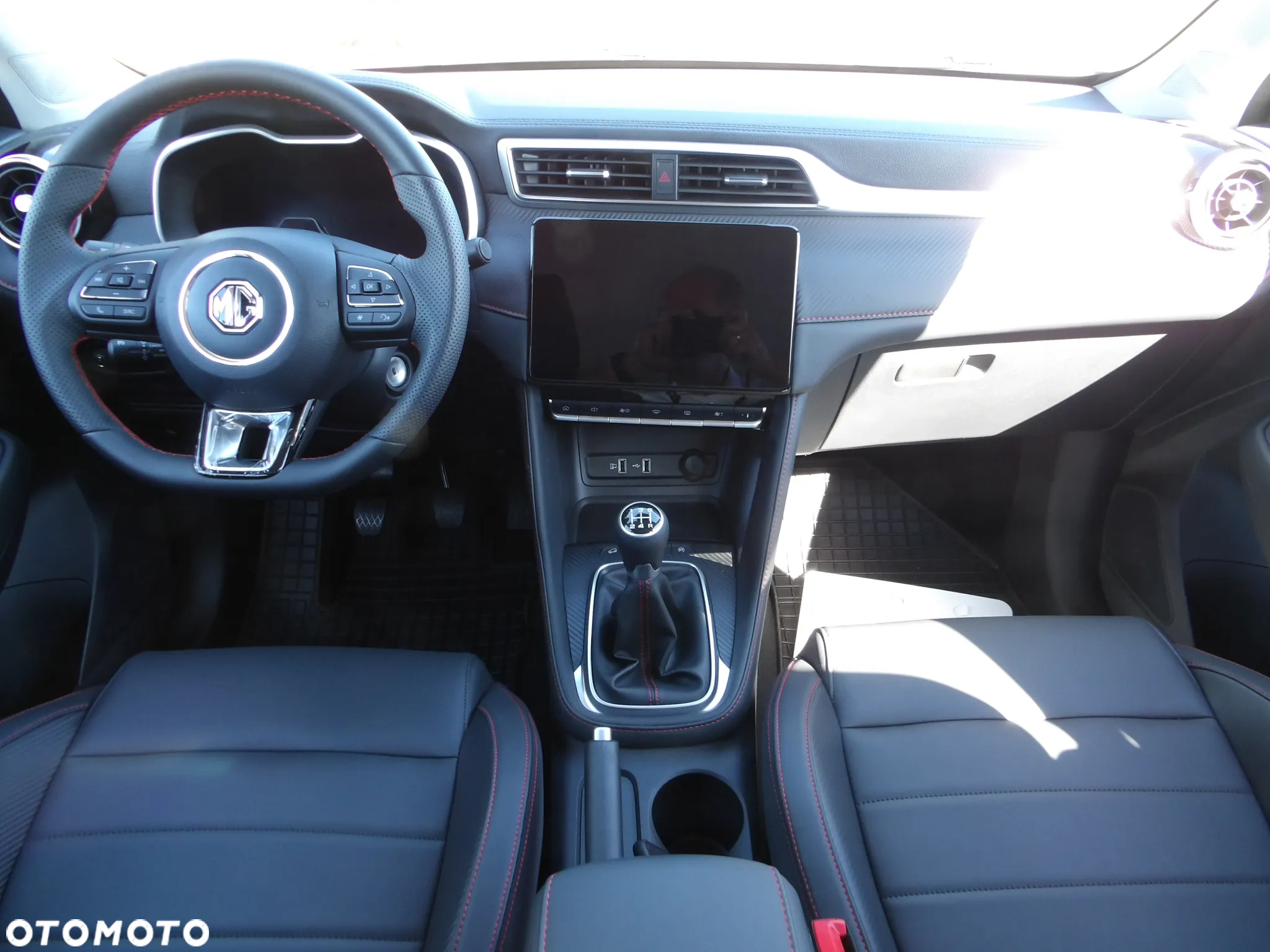 MG ZS 1.5 VTi-Tech Exclusive - 12