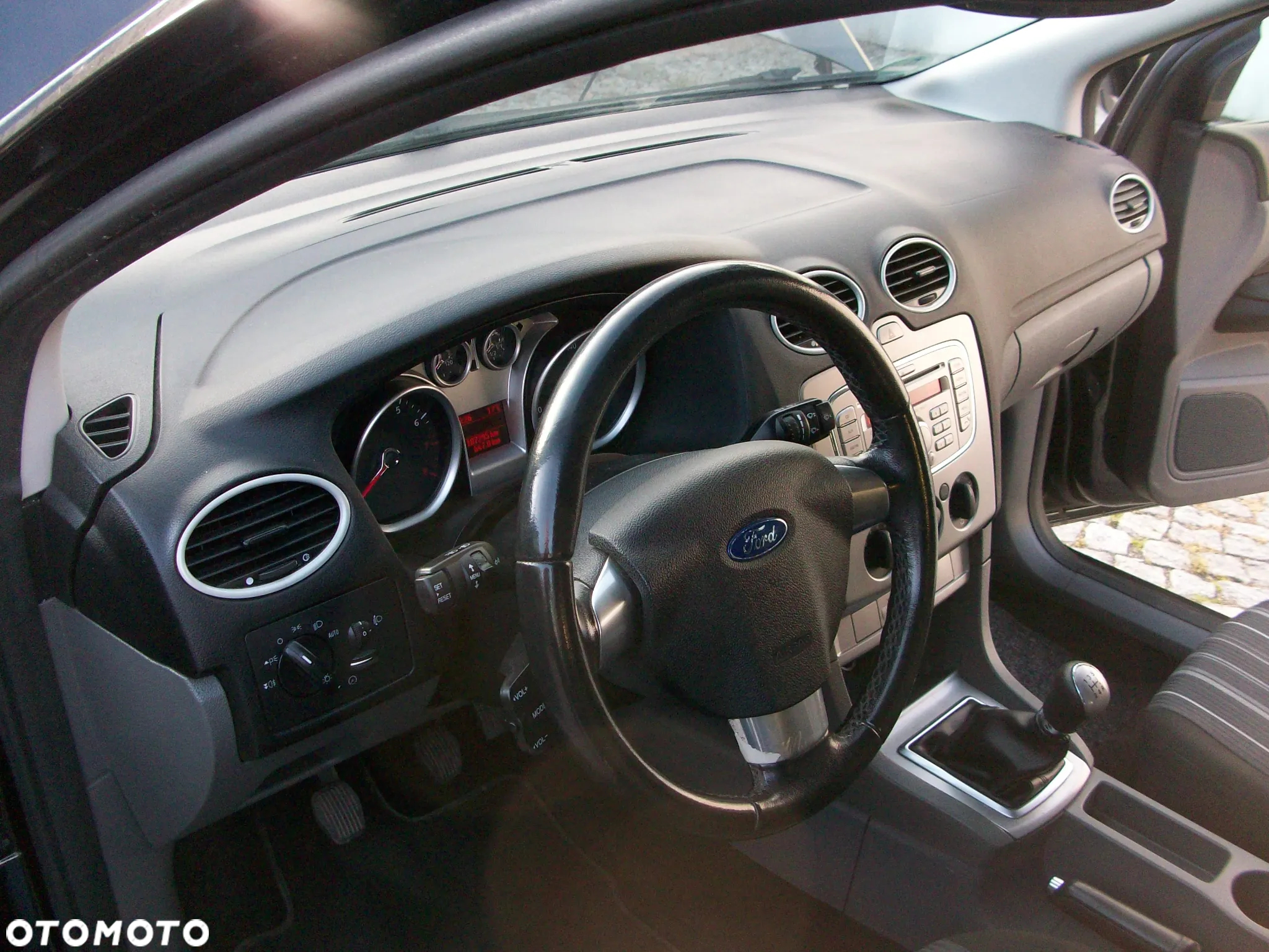 Ford Focus 1.6 FX Gold / Gold X - 19