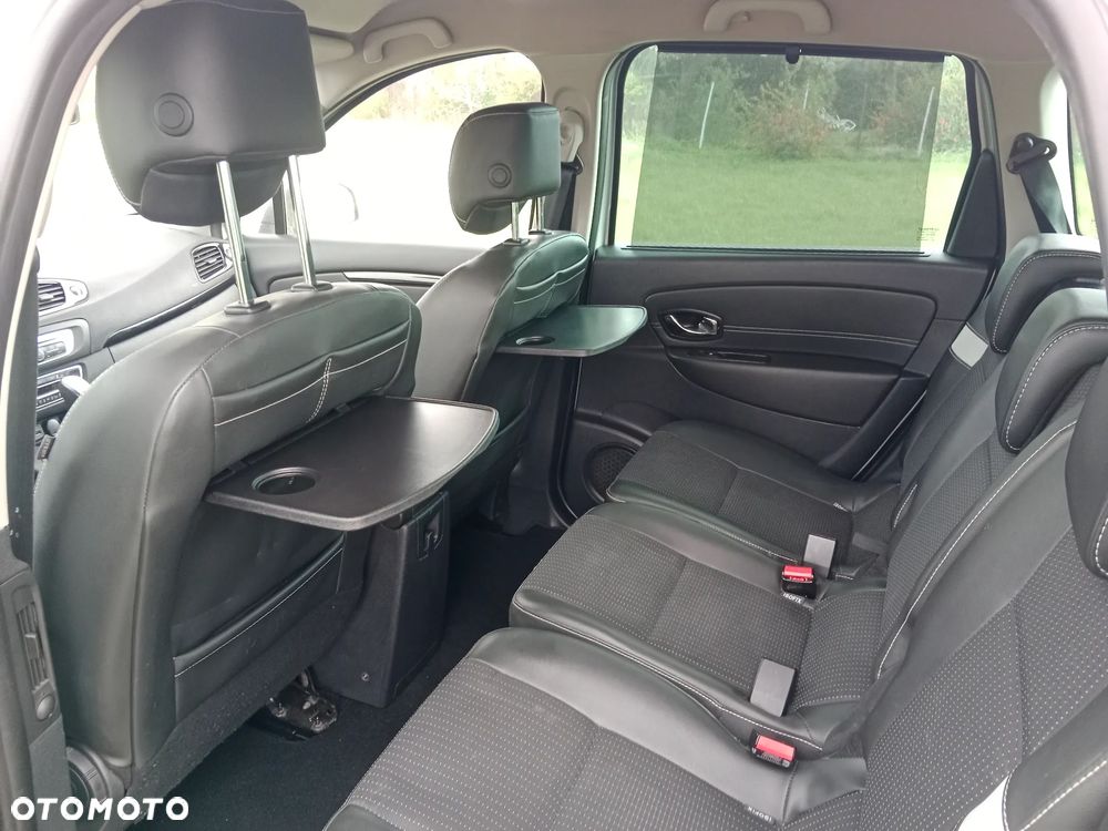 Renault Scenic 1.5 dCi Dynamique EDC - 19
