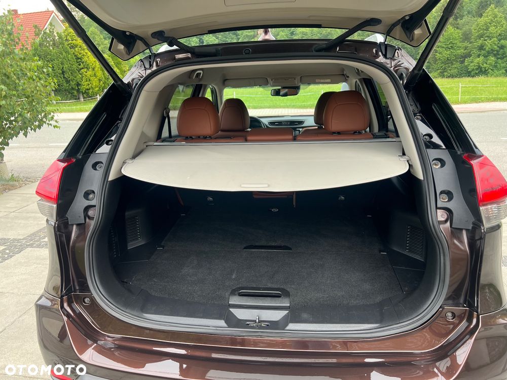 Nissan X-Trail 2.0 dCi ALL-MODE 4x4i Xtronic Tekna - 32