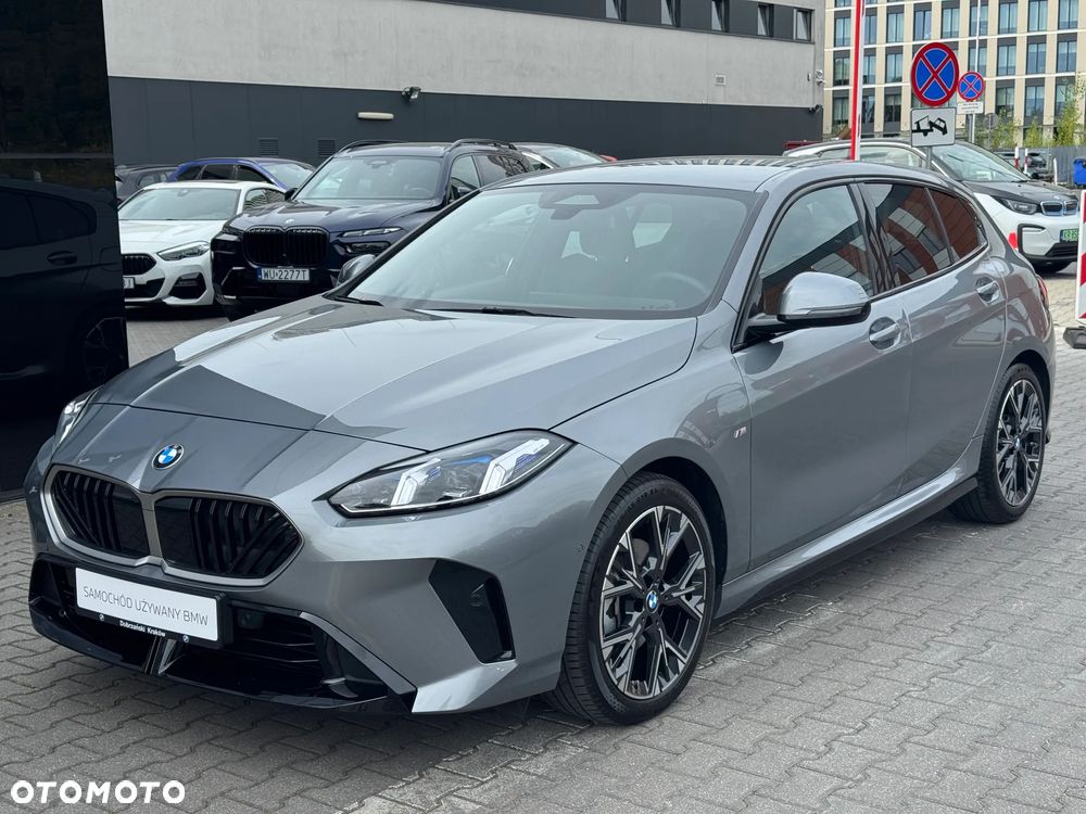 BMW Seria 1 120 mHEV - 23