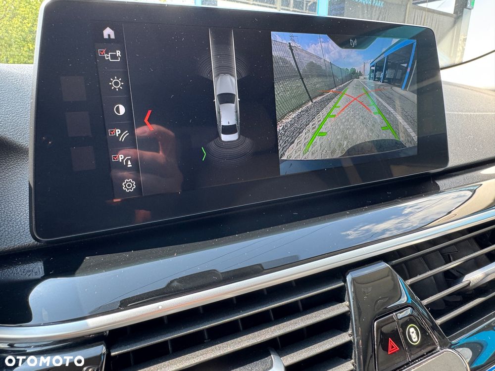 BMW Seria 5 520d Efficient Dynamics Luxury Line - 11