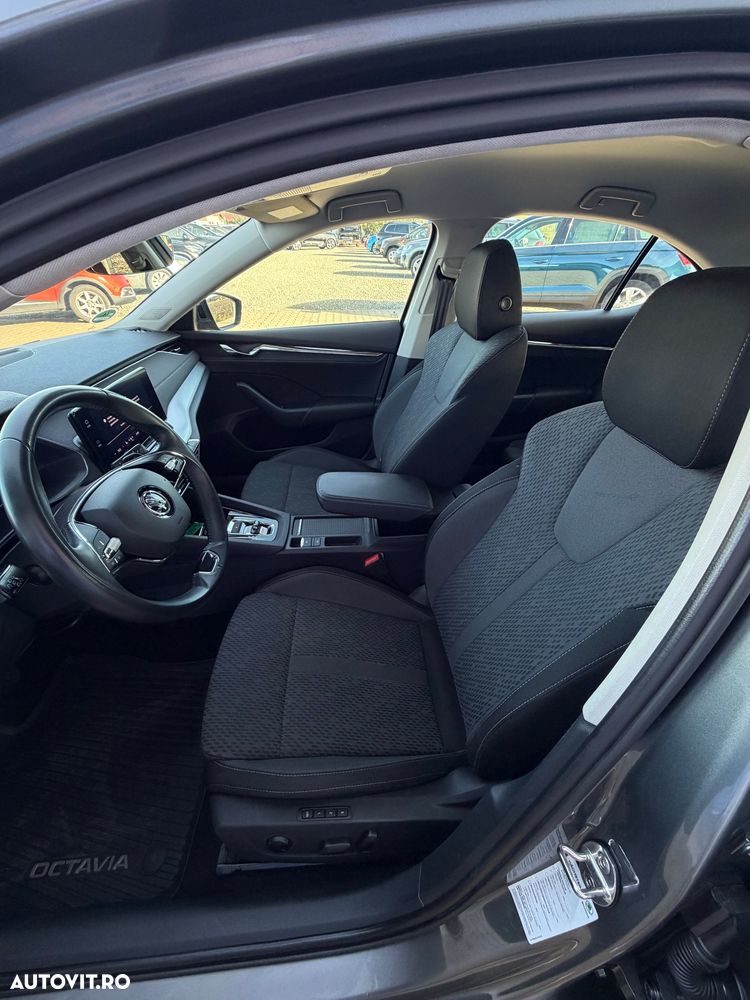 Skoda Octavia 2.0 TDI (Green tec) DSG Style - 13