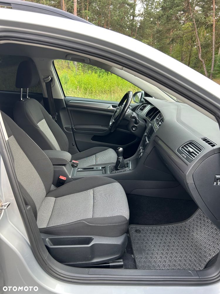 Volkswagen Golf 1.6 TDI BlueMotion Trendline - 13