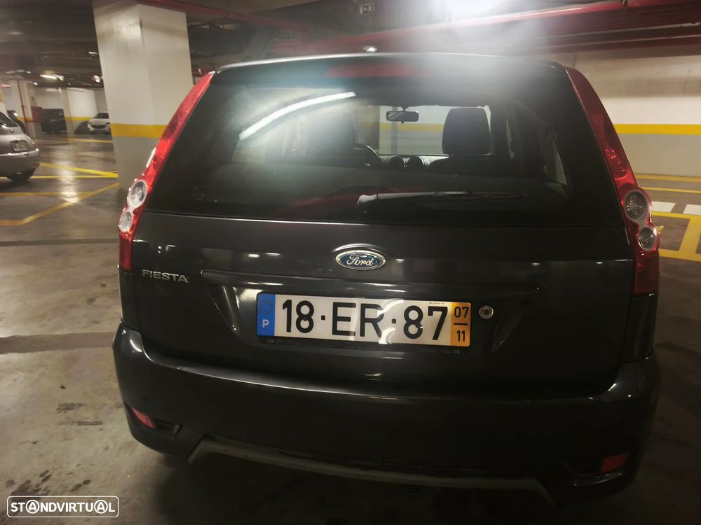 Ford Fiesta 1.25 Trend - 4