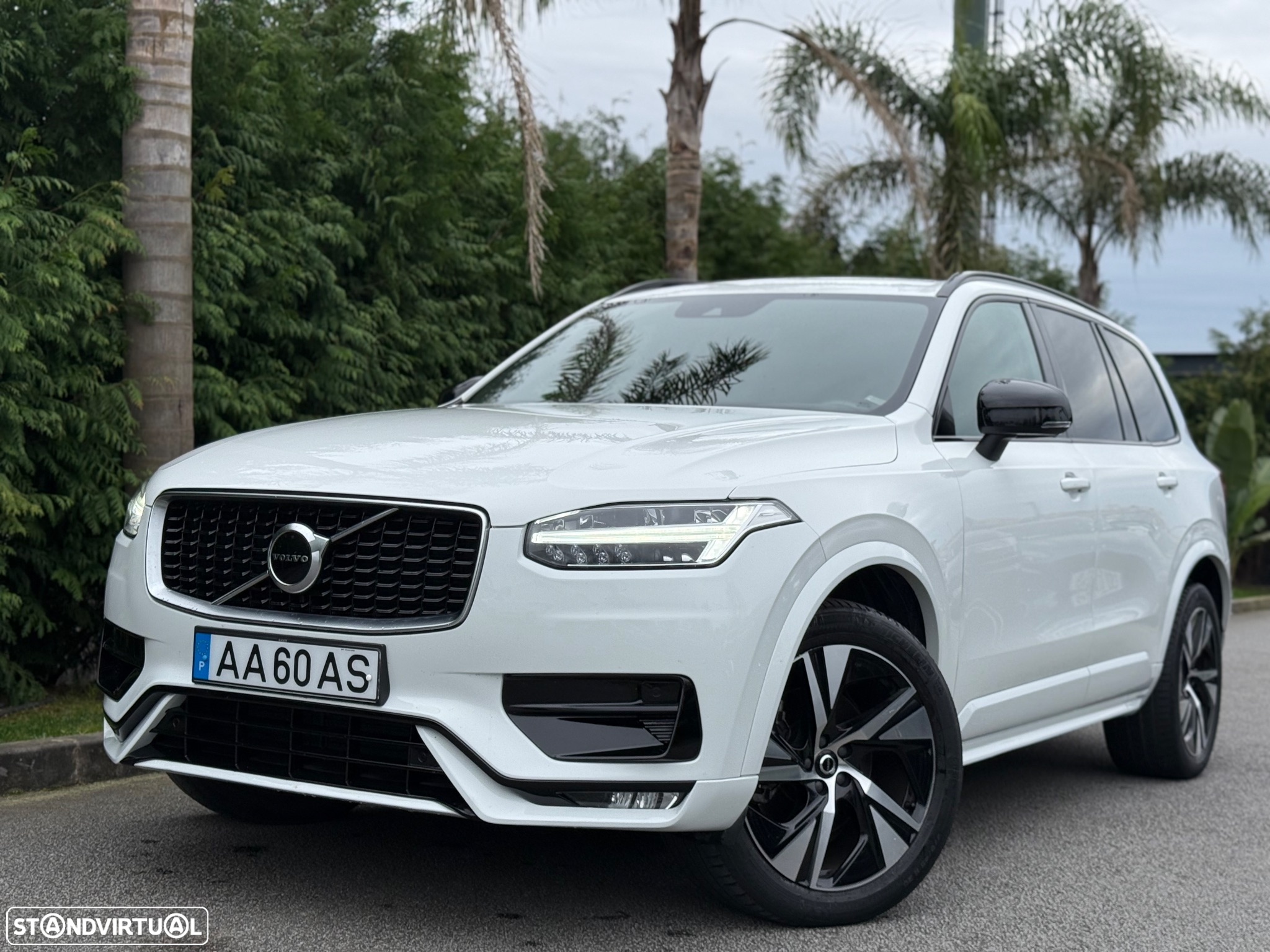 Volvo XC 90 2.0 B5 R-Design AWD - 2