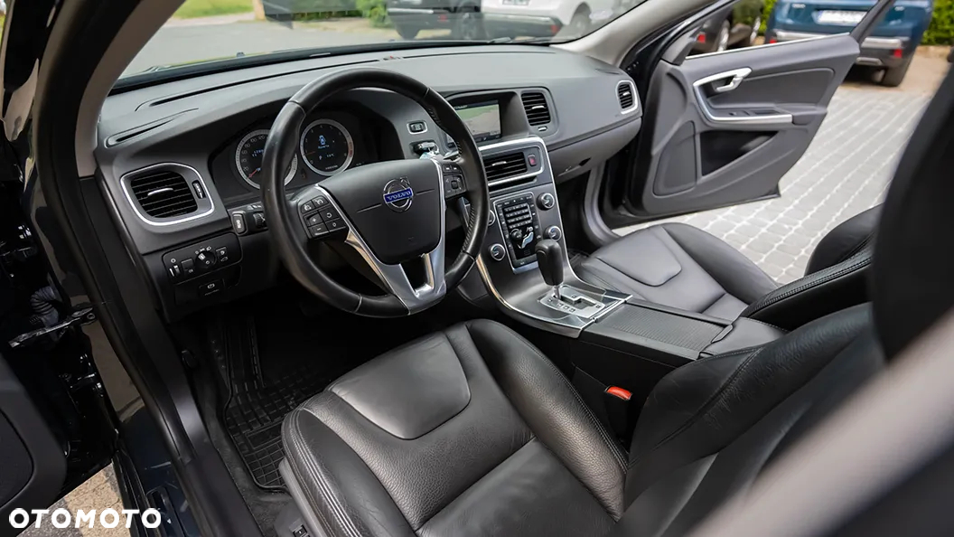 Volvo S60 2.0T Powershift Summum - 28