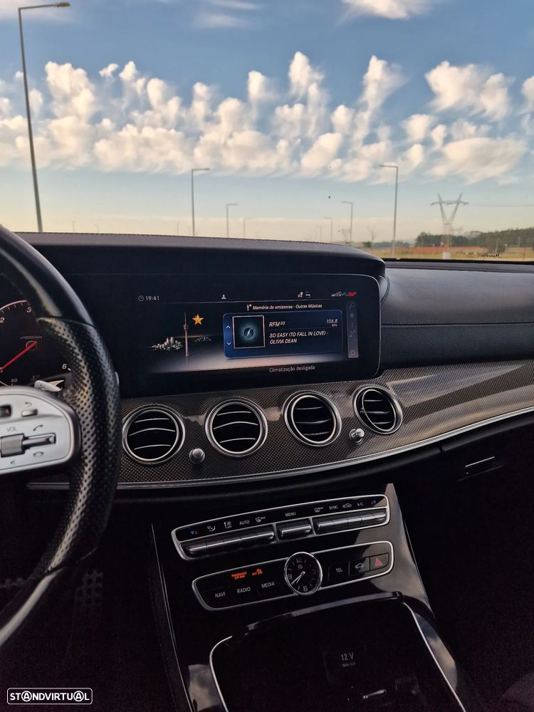 Mercedes-Benz E 220 d AMG Line 7L - 11