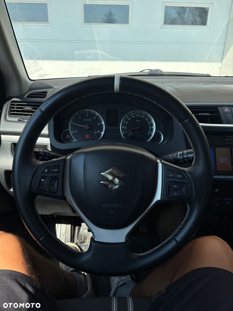 Suzuki Swift 1.3 DDiS Comfort - 8