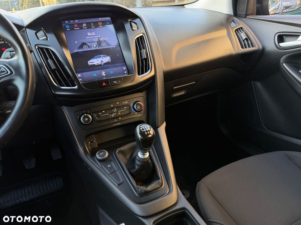 Ford Focus 1.5 TDCi Trend Sport - 23