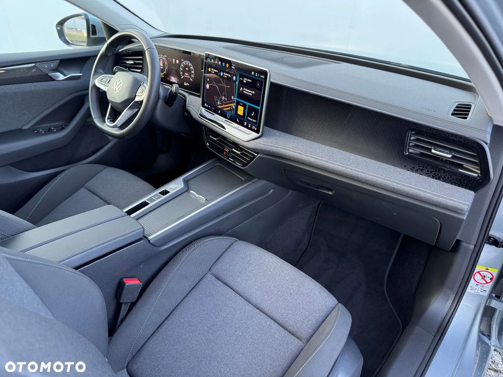 Volkswagen Passat - 9