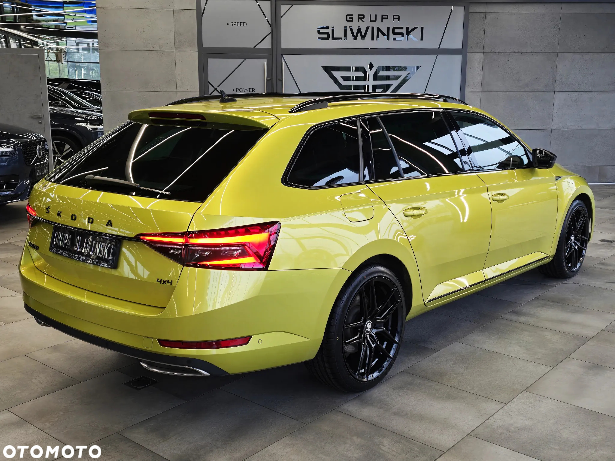 Skoda Superb 2.0 TDI 4x4 DSG Sportline - 9