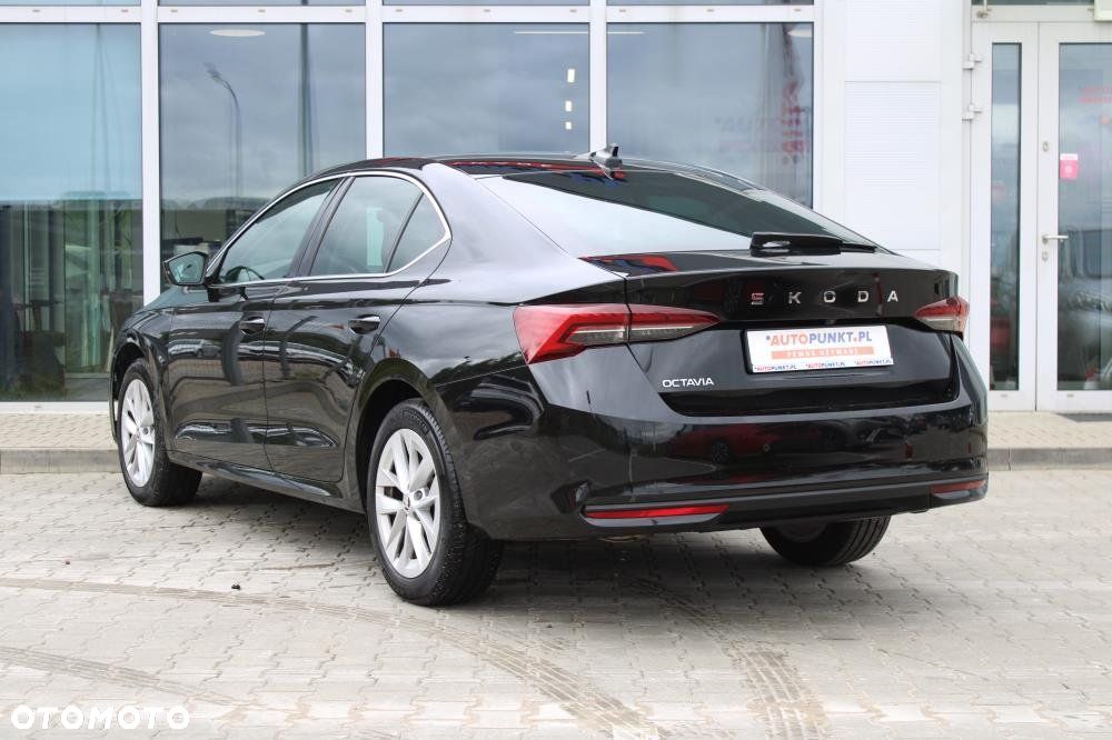 Skoda Octavia - 3