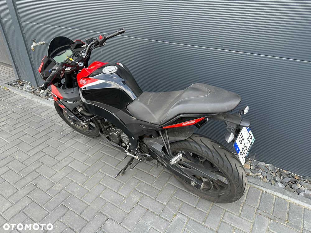 Aprilia Tuono - 3
