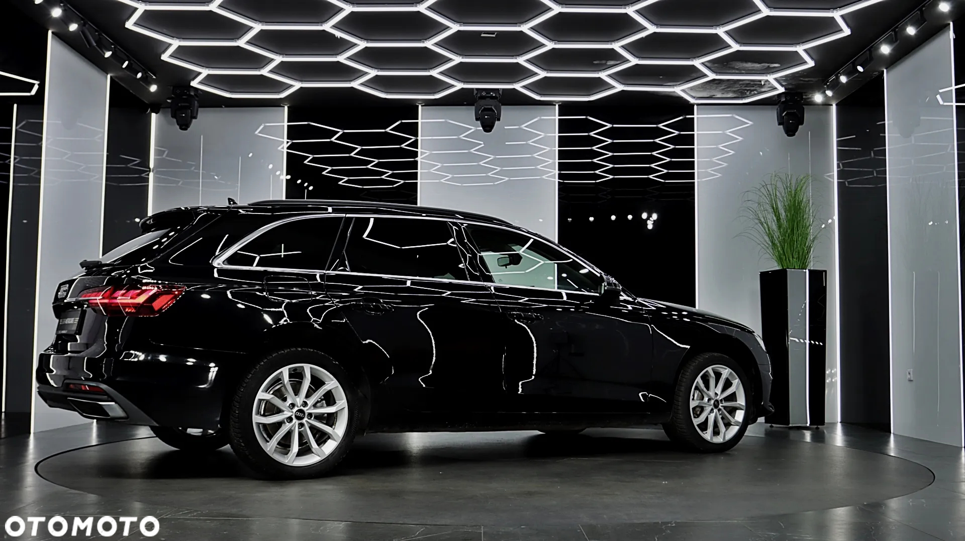 Audi A4 Avant 40 TDI S tronic - 10