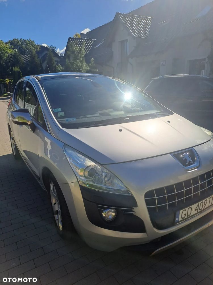 Peugeot 3008 2.0 HDi Premium+ - 2
