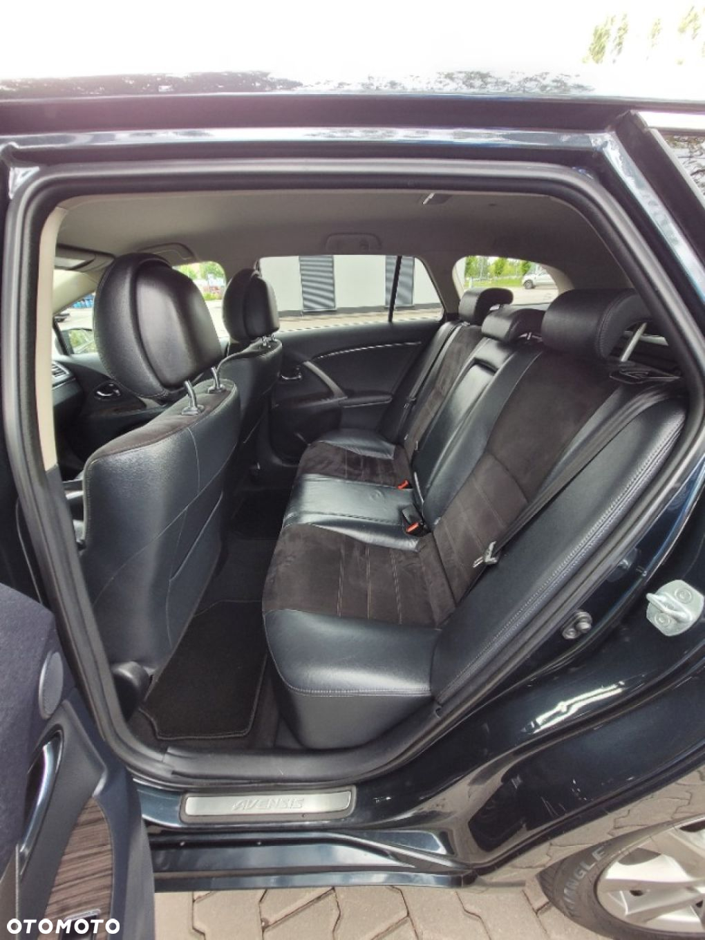 Toyota Avensis - 15