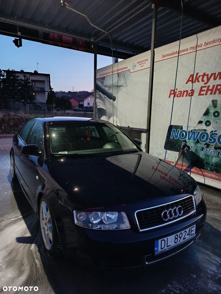 Audi A4 Limousine - 2