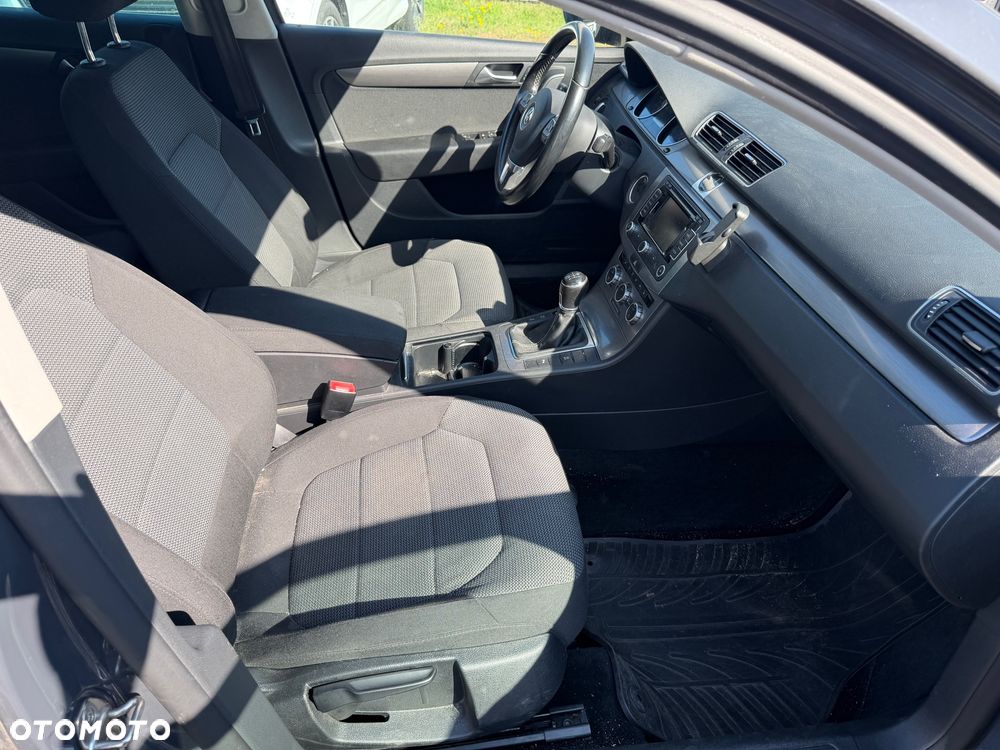 Volkswagen Passat 2.0 TDI BlueMotion Technology Highline - 11