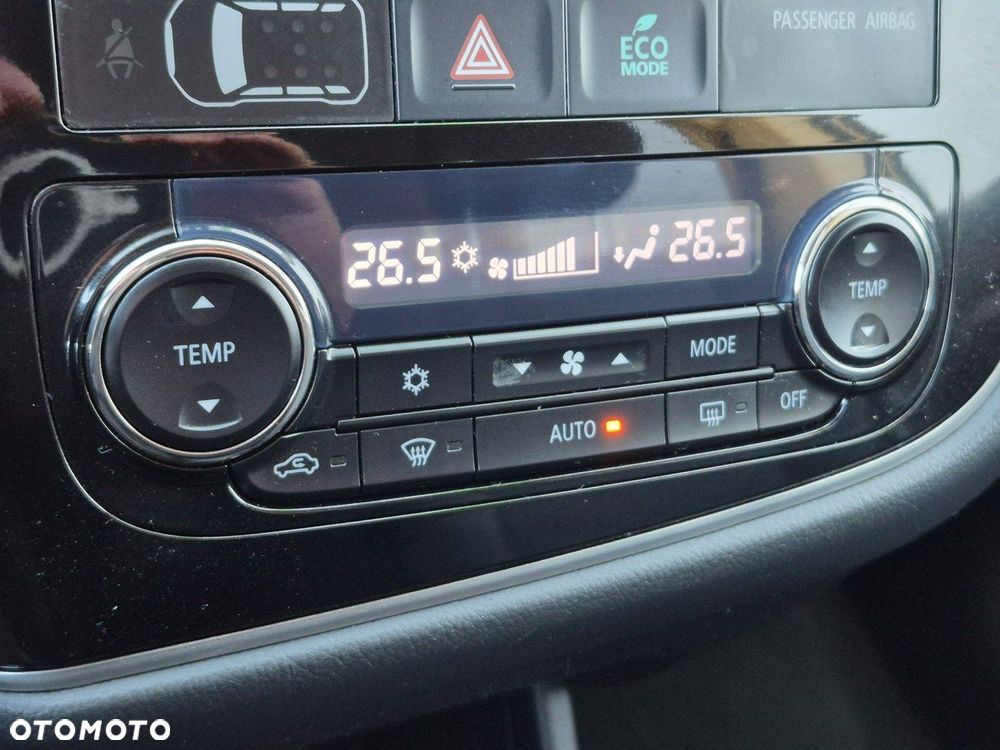 Mitsubishi Outlander - 33