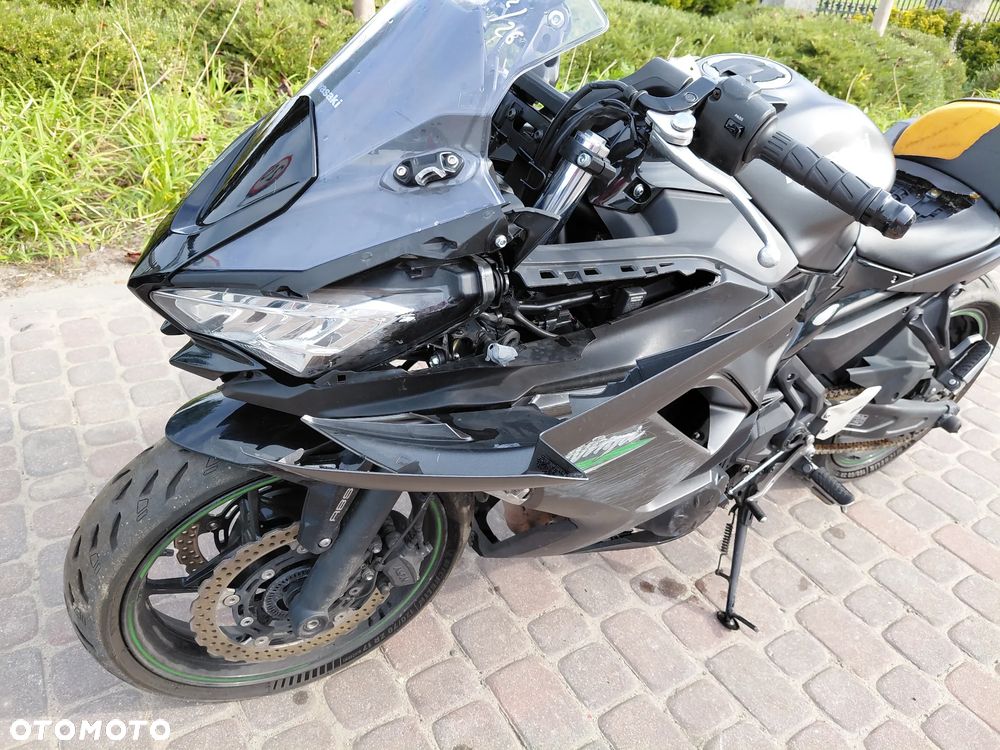 Kawasaki Ninja - 18