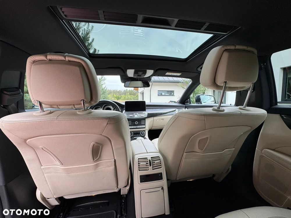 Mercedes-Benz CLS 350 d 4-Matic - 31