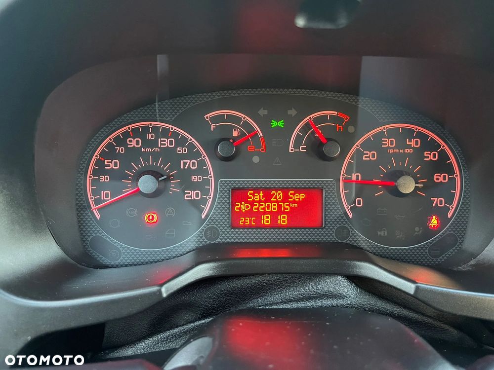 Peugeot Bipper Tepee HDi 75 Stop&Start Outdoor - 6