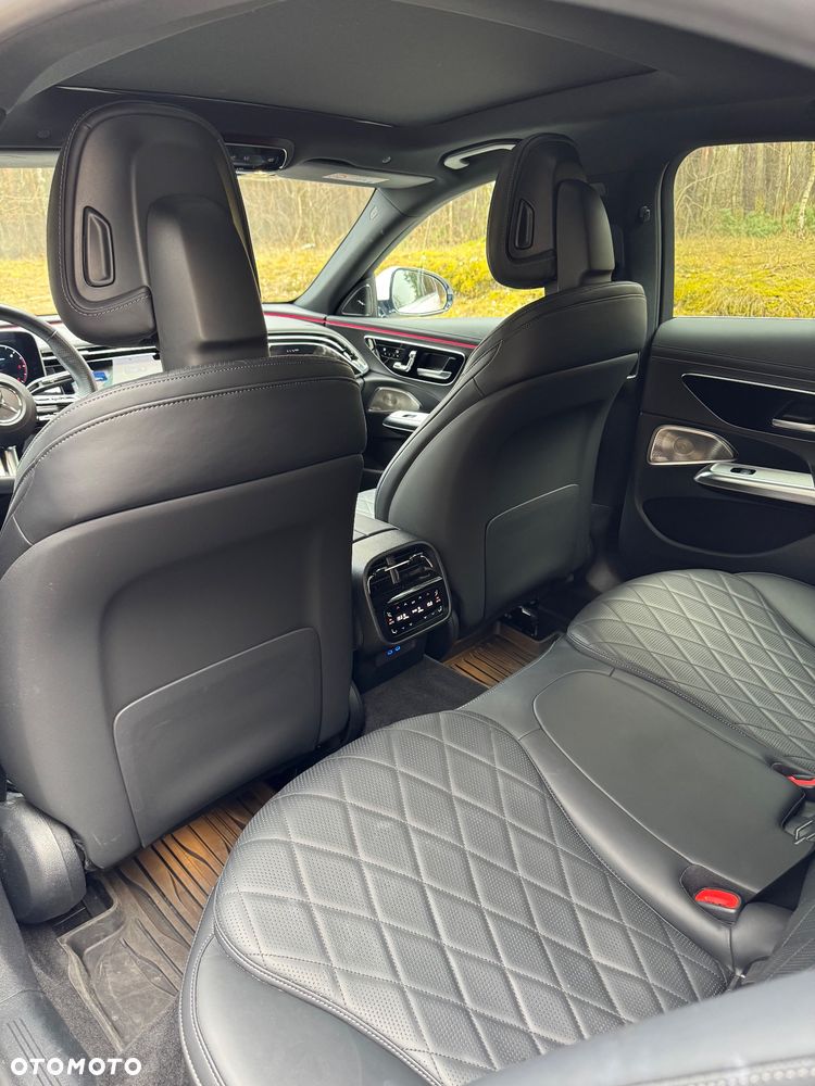 Mercedes-Benz Klasa E - 23