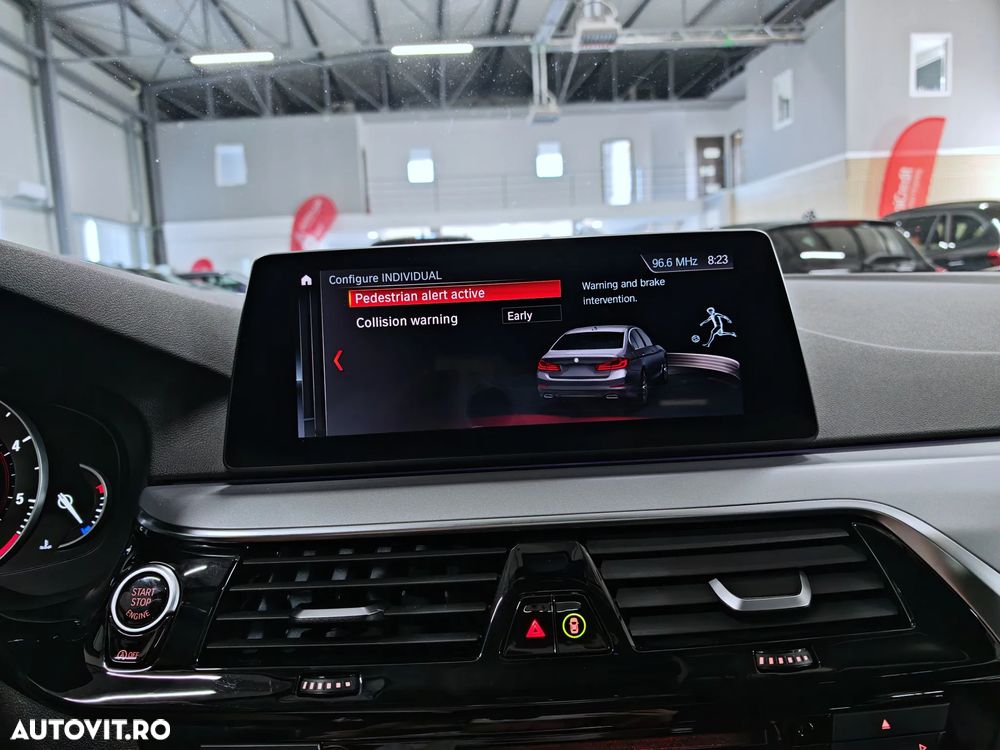 BMW Seria 5 518d Aut. - 17