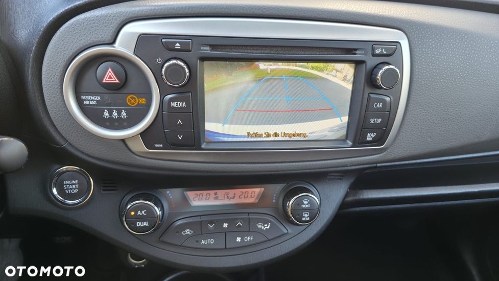 Toyota Yaris 1.33 Premium - 18