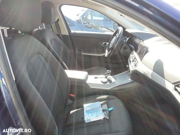 BMW Seria 3 320i xDrive Aut. Advantage - 10