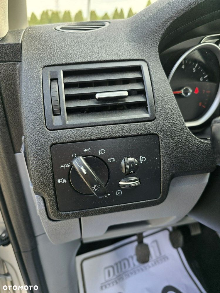 Ford C-MAX - 18