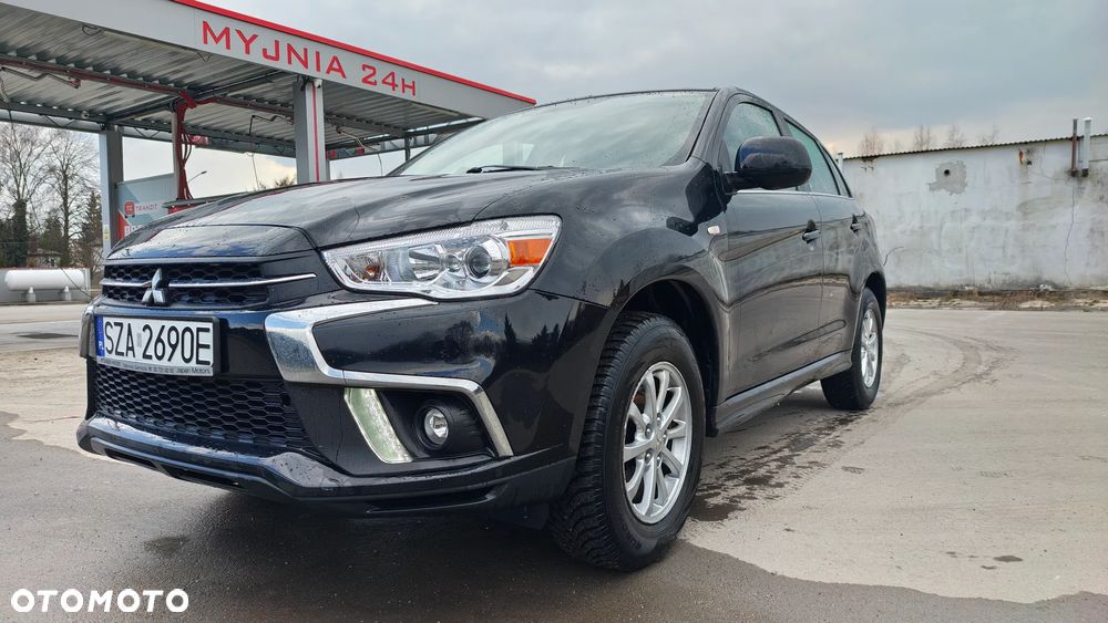 Mitsubishi ASX - 10