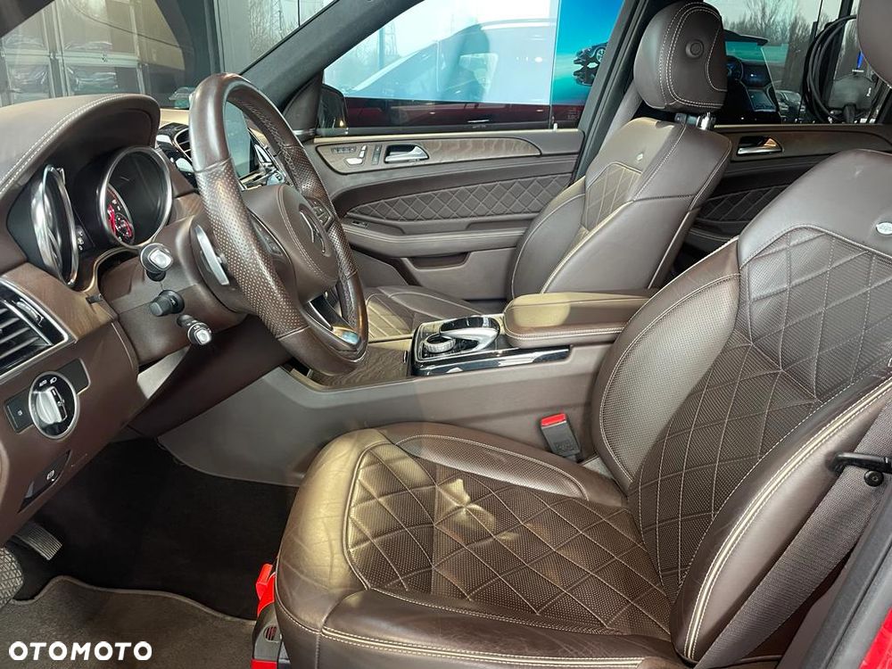 Mercedes-Benz GLS 350 d 4-Matic - 11