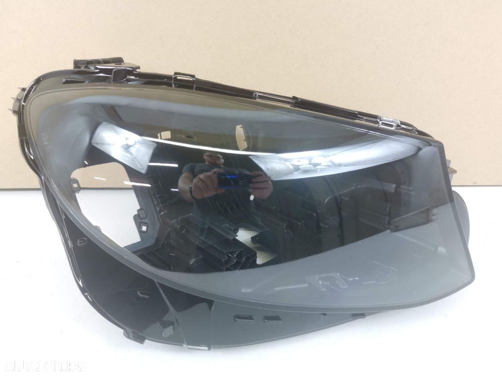 Carcasa Far Cu Sticla Far Dreapta Led Multibeam Mercedes-Benz  E-Class - 1