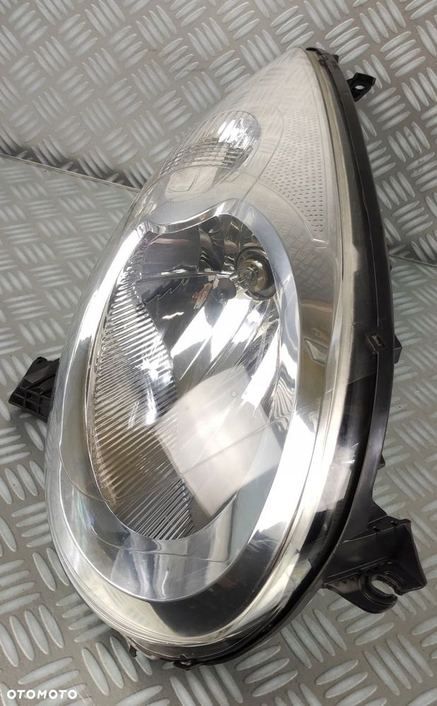81110-0H050 lampa reflektor prawa prawy przód przednia CITROEN C1 2005-2012 - 12