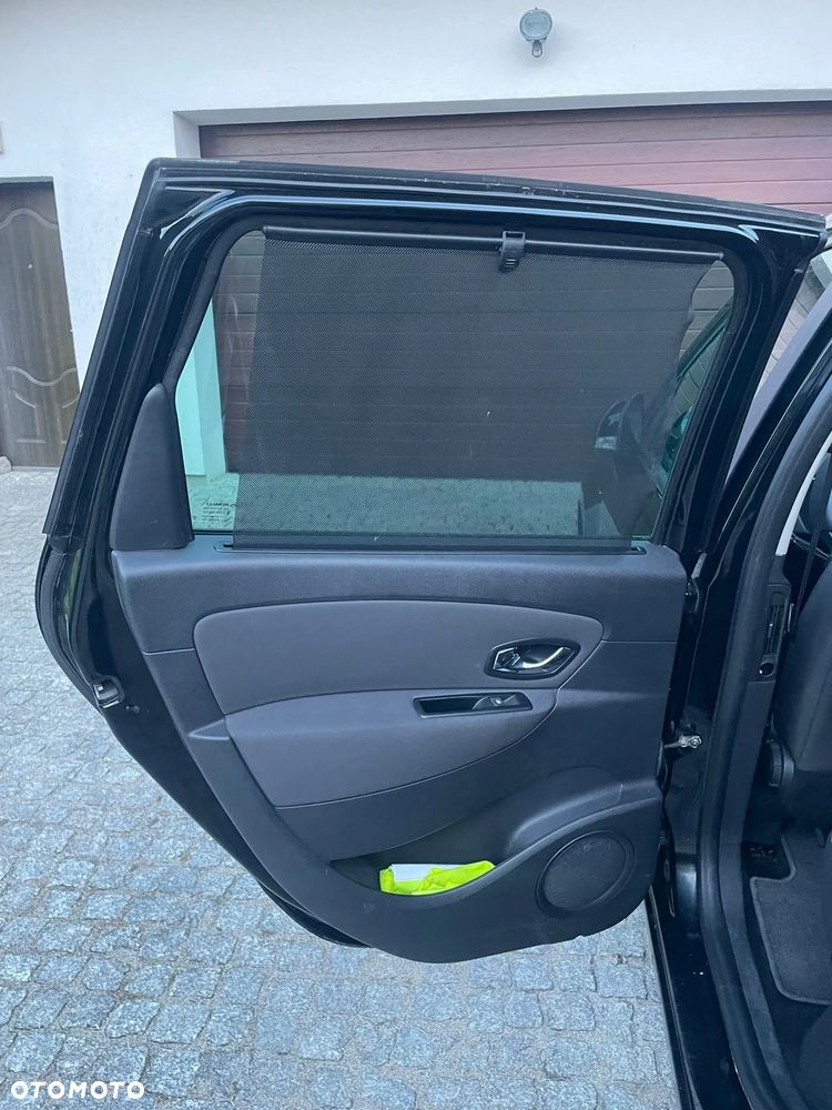 Renault Scenic 1.2 TCe Energy Limited EU6 - 15
