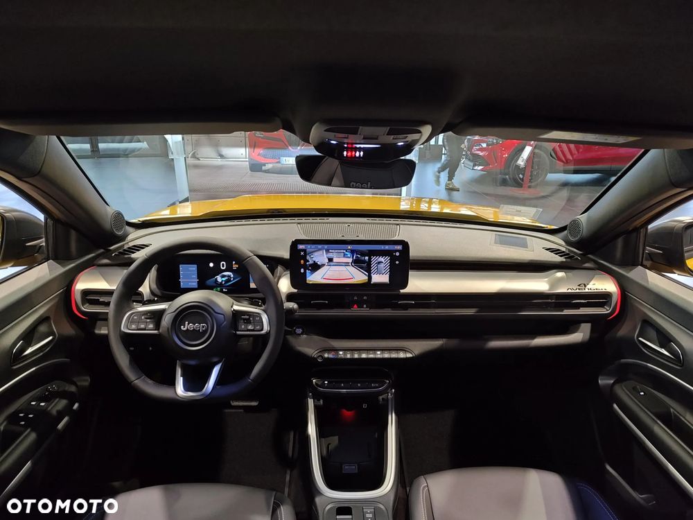 Jeep Avenger 1.2 T3 mHEV Overland 4xe eDCT6 - 12