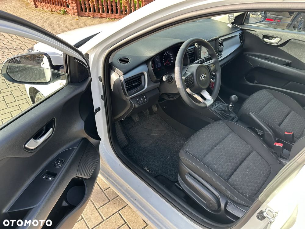 Kia Rio - 6