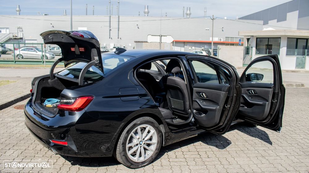 BMW 330 - 10