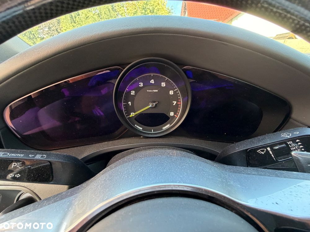 Porsche Cayenne - 15