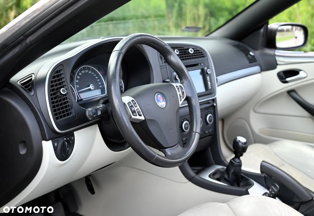 Saab 9-3 - 25